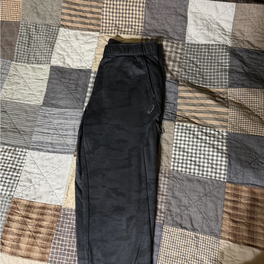 ASICS Men's Charcoal Joggers